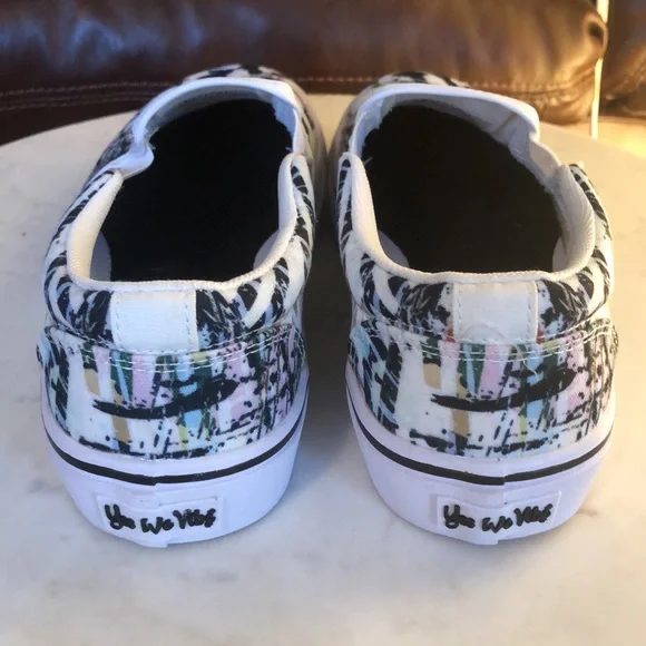 BRAND NEW, NEVER WORN! We Vibe Slip ons in Graphic Graffiti - Picture 4 of 12